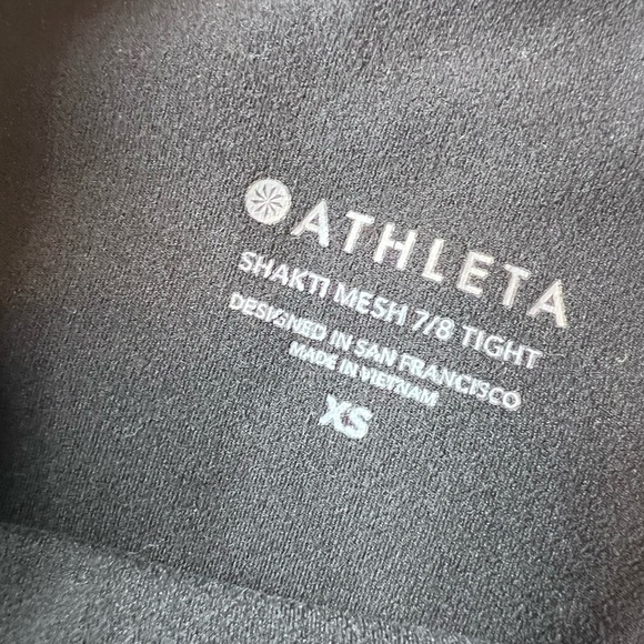 Athleta Shakti Mesh 7/8 Tight, BLACK Size XS - Picture 12 of 15